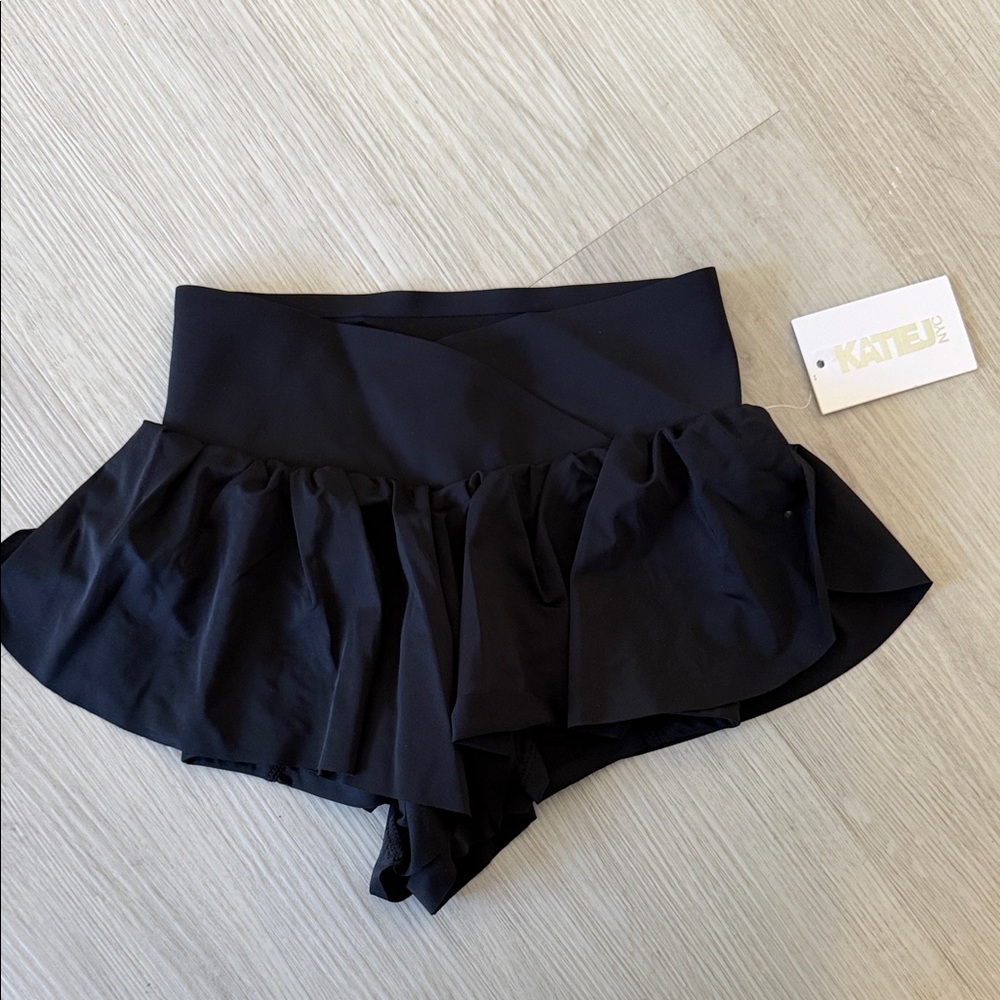 Skatie Black Ruffled Skort